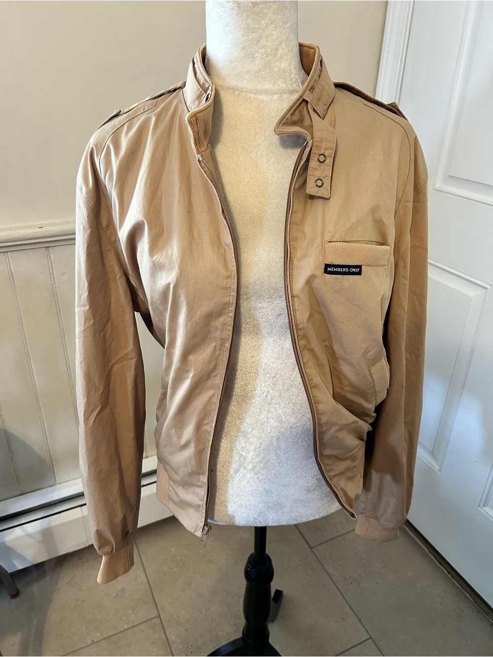 Vintage 80s Members Only Classic Iconic Racer Jacket Beige Men’s Size 40